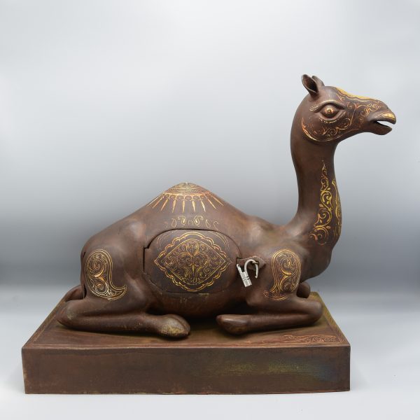 Steel camel-silver art-code 1000013